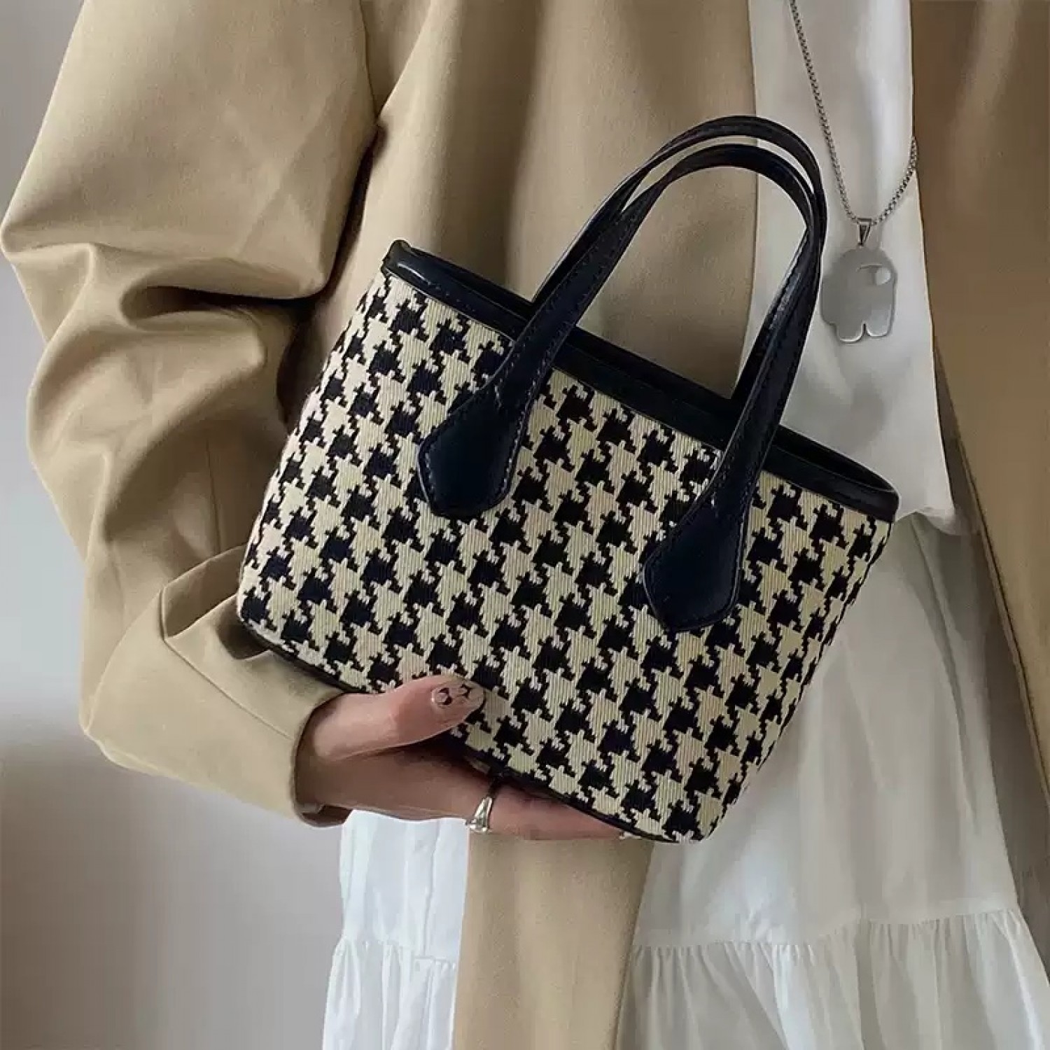 Vintage High-End Shoulder Crossbody Small Bag BG0004