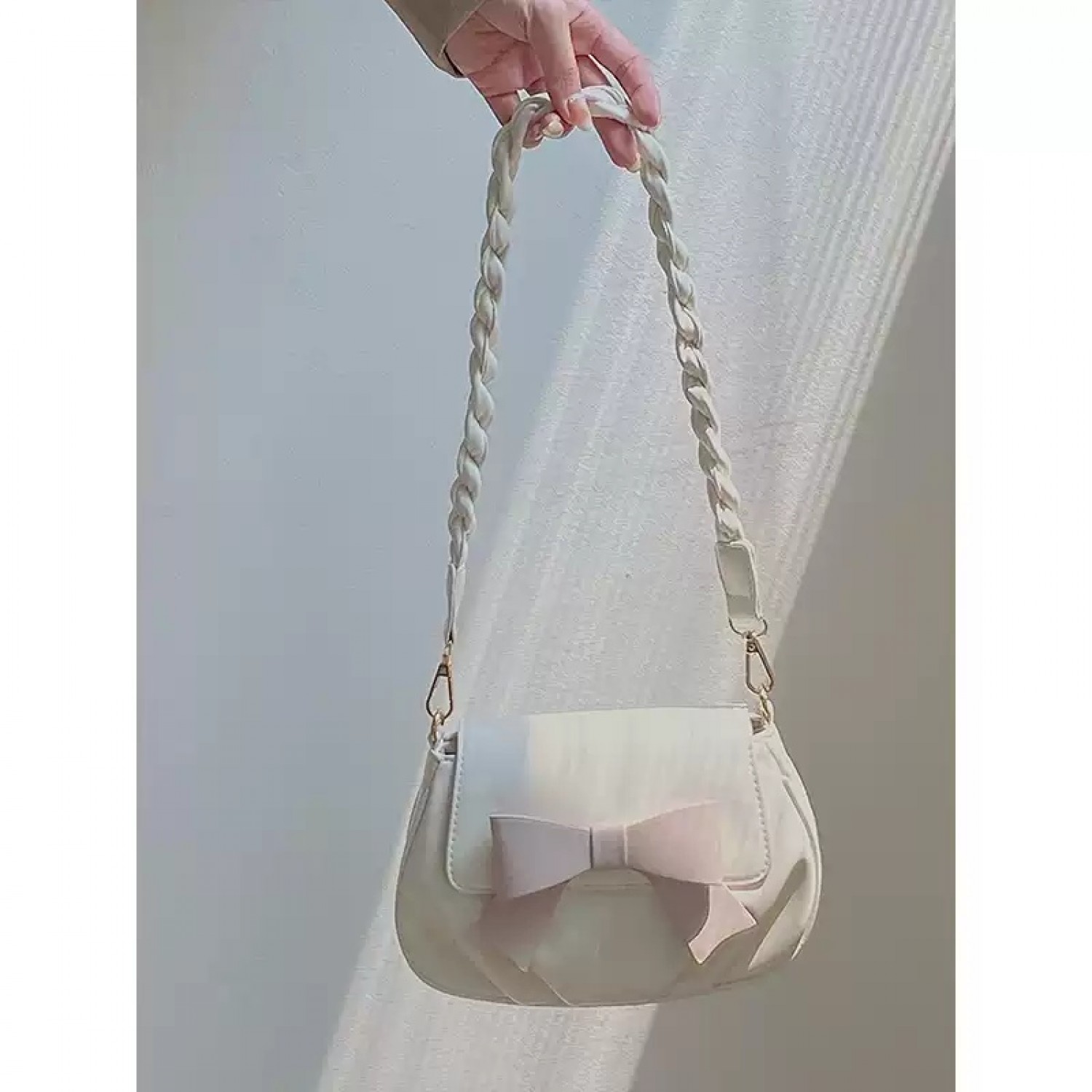 Ruffled Cloud Bow Crossbody Bag BG0005