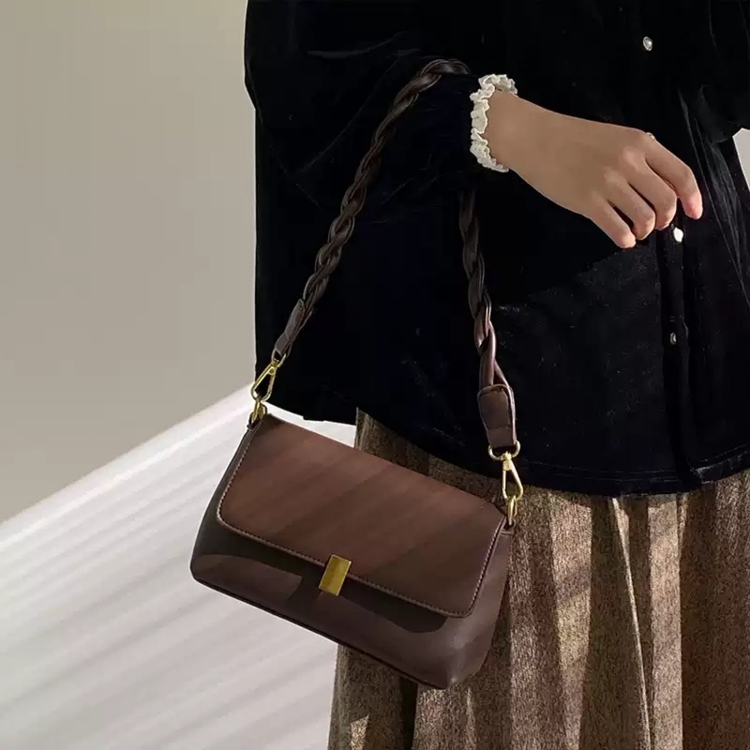 Vintage Underarm Shoulder Crossbody Small Square Bag BG0006