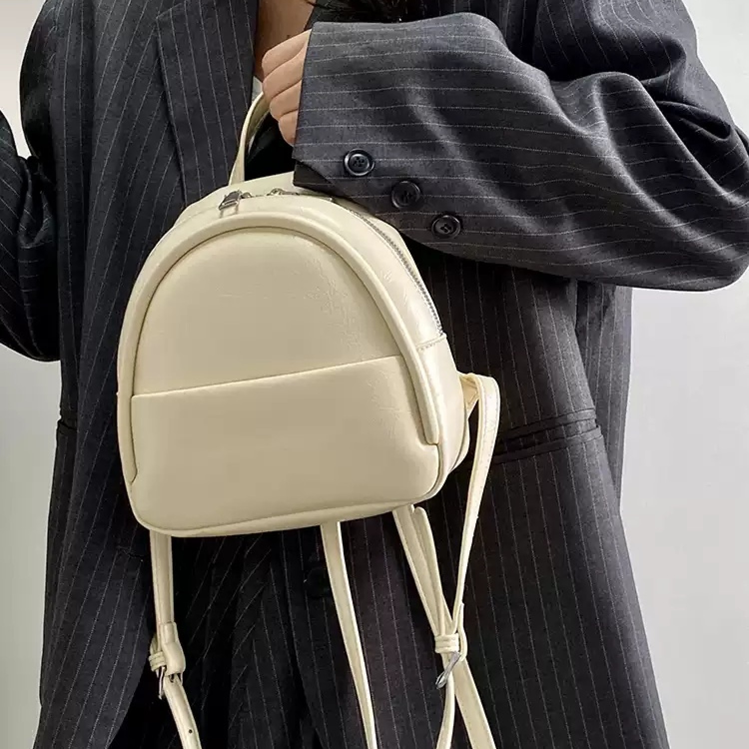 Lightweight Small Backpack Casual Versatile Daypack BG0010